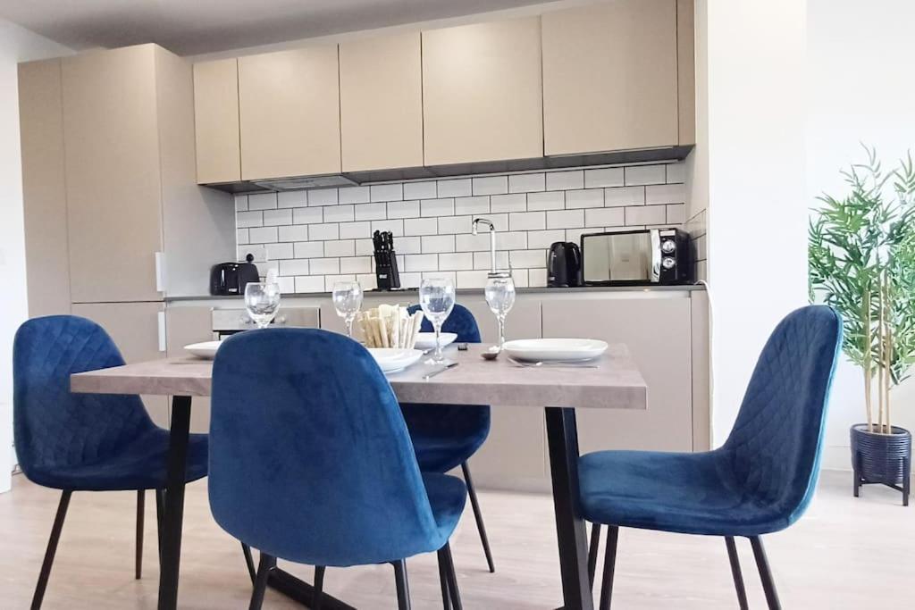 Stylish Modern 1Bed Apartment In Bedford Exterior foto